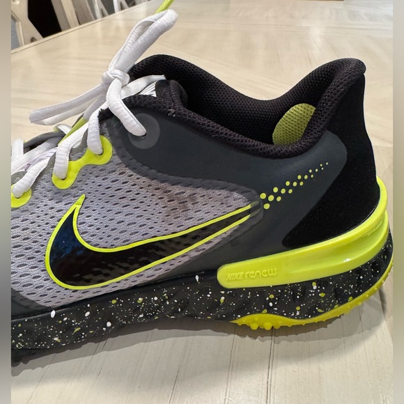 Alpha Huarache Elite 3 Baseball Turf Cleats - Light Smoke Grey Volt -Size M 8.5 - Picture 10 of 13